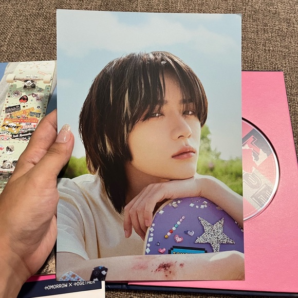 TOMORROW BY TOGETHER The Chaos Chapter: FIGHT OR ESCAPE Album - Picture 14 of 17